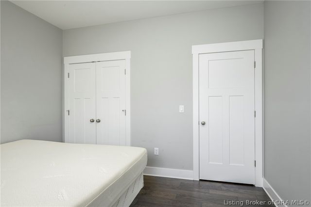 3910 Windsor Creek Drive, New Albany, IN 47150