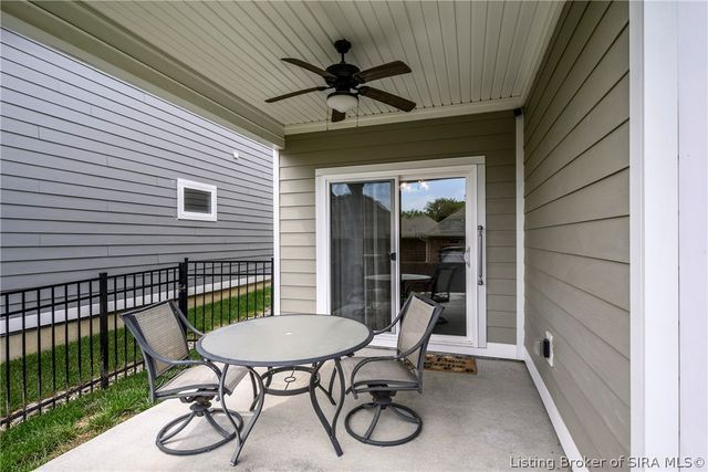 3910 Windsor Creek Drive, New Albany, IN 47150