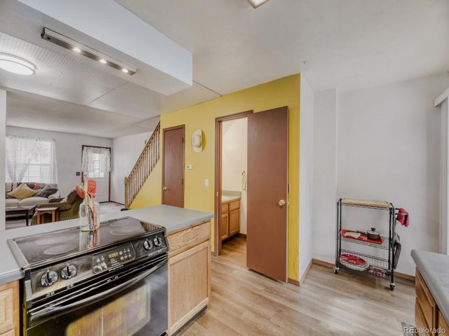 6944 W Mississippi Ave, Lakewood, CO 80226