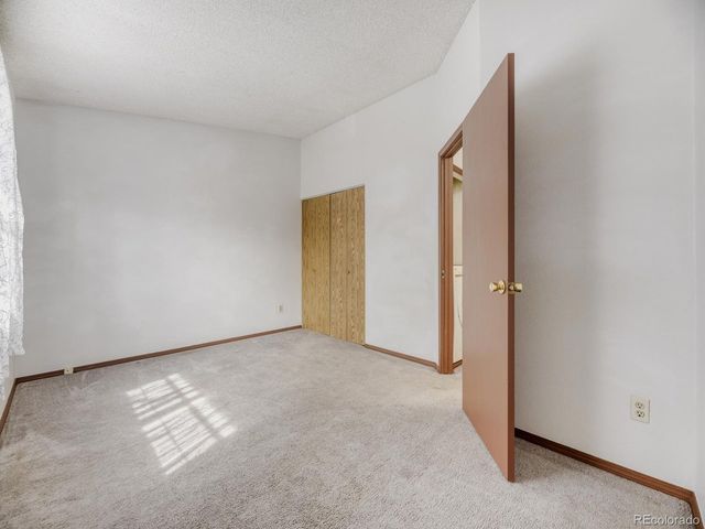 6944 W Mississippi Ave, Lakewood, CO 80226