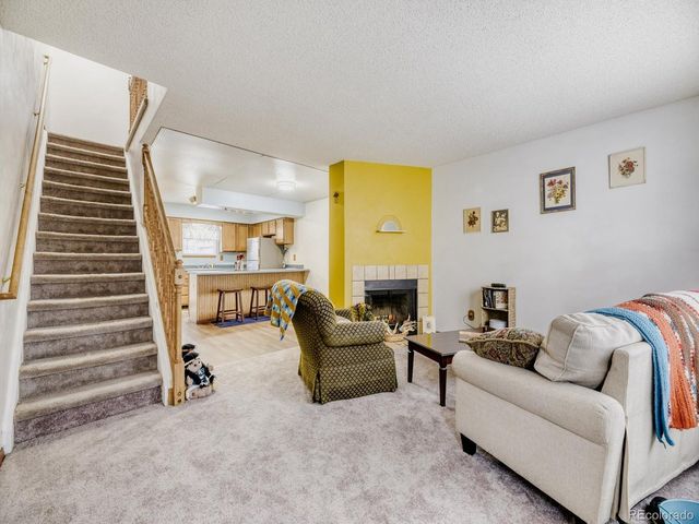 6944 W Mississippi Ave, Lakewood, CO 80226