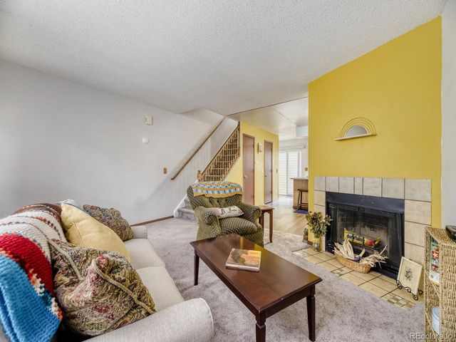 6944 W Mississippi Ave, Lakewood, CO 80226