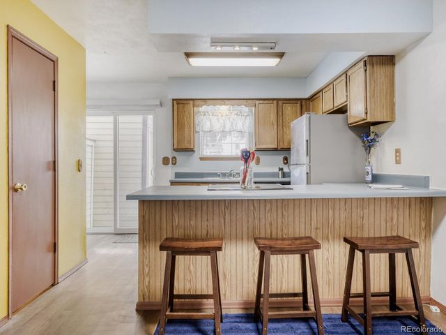 6944 W Mississippi Ave, Lakewood, CO 80226