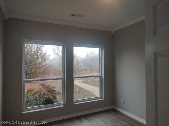 469465 1105 Road, Muldrow, OK 74948