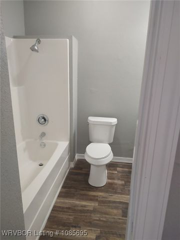 469465 1105 Road, Muldrow, OK 74948