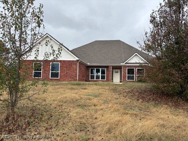 469465 1105 Road, Muldrow, OK 74948