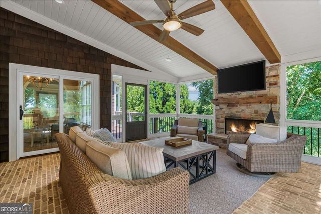 6205 Random Winds Bluff, Gainesville, GA 30506