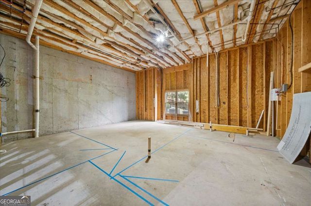 6205 Random Winds Bluff, Gainesville, GA 30506