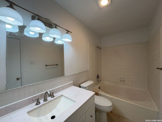 6202 Valley, San Antonio, TX 78250