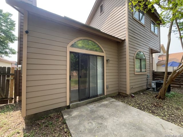 6202 Valley, San Antonio, TX 78250