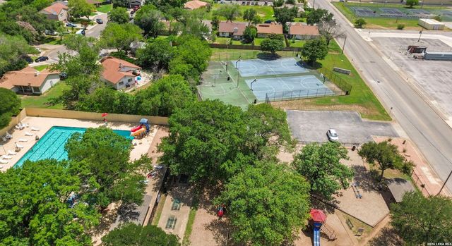 6202 Valley, San Antonio, TX 78250