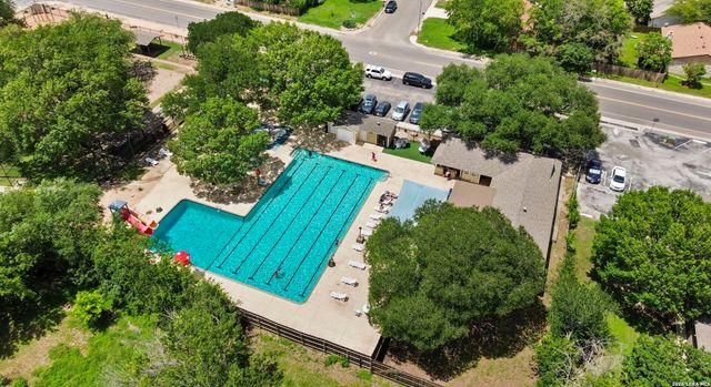 6202 Valley, San Antonio, TX 78250