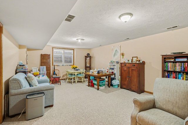 1375 Estero Drive, Portage, MI 49002
