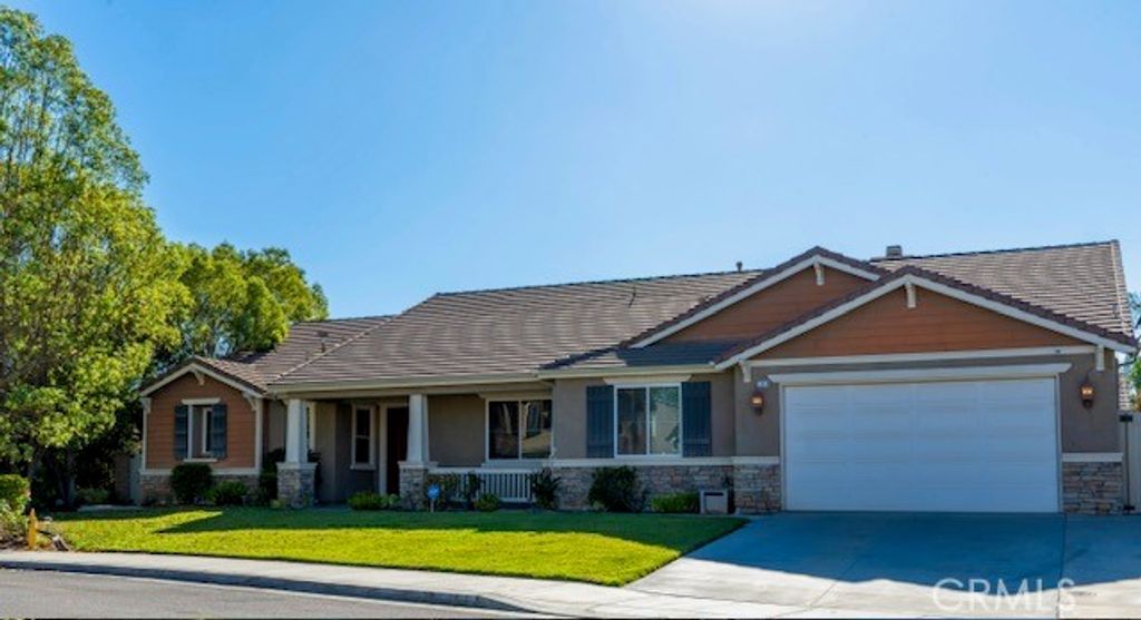 32819 Heversham Court, Menifee, CA 92584 — exterior