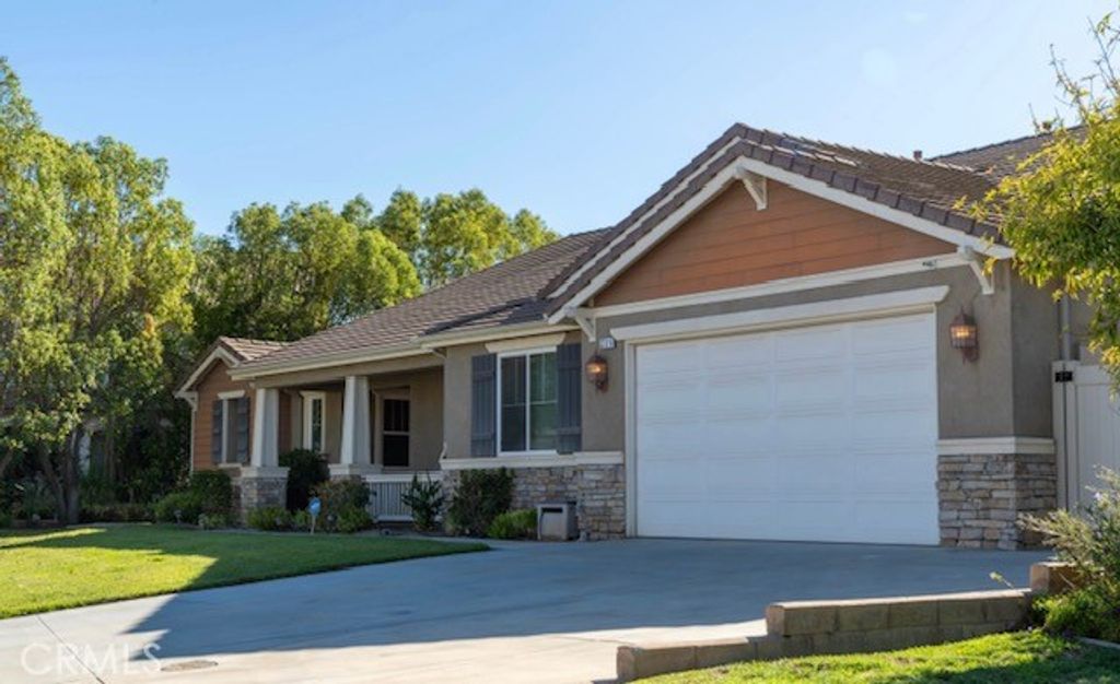 32819 Heversham Court, Menifee, CA 92584 — photo 2