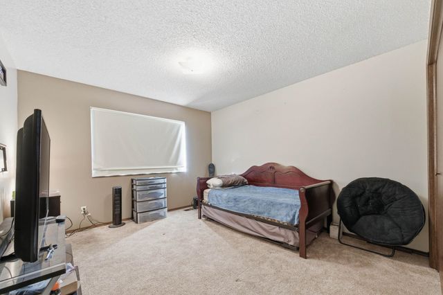 14 Huntington Rd, Augusta, KS 67010