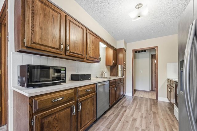 14 Huntington Rd, Augusta, KS 67010