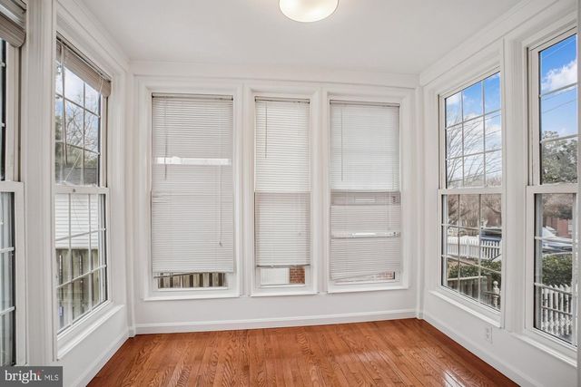 3863 2ND ST N, Arlington, VA 22203