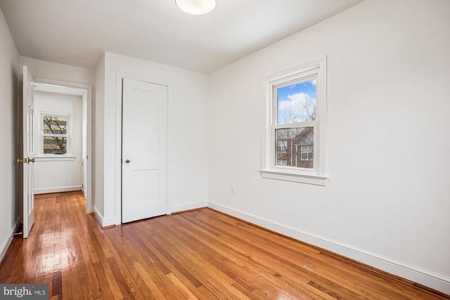 3863 2ND ST N, Arlington, VA 22203