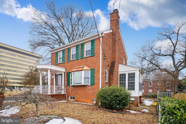 3863 2ND ST N, Arlington, VA 22203