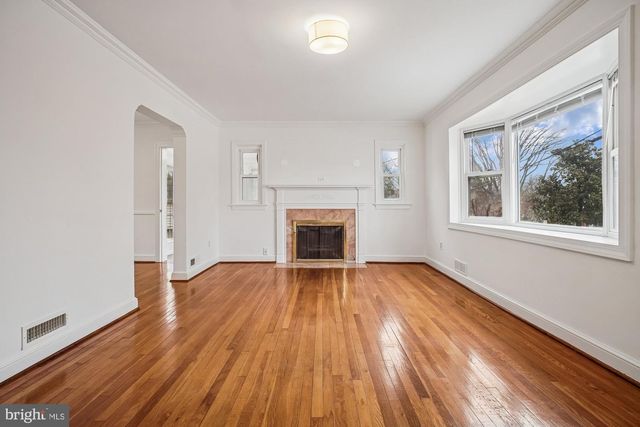 3863 2ND ST N, Arlington, VA 22203