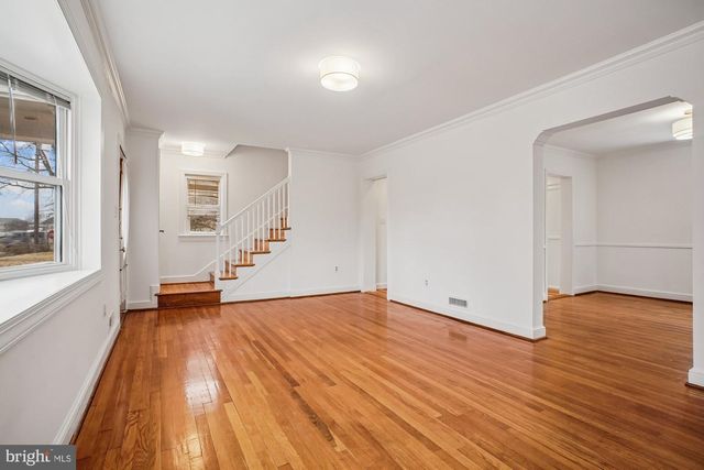 3863 2ND ST N, Arlington, VA 22203