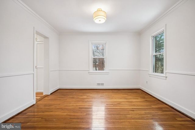 3863 2ND ST N, Arlington, VA 22203