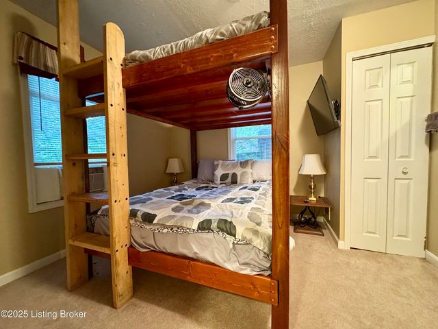 275 Hidden Valley Ln, Ext. A, Hudson, KY 40145