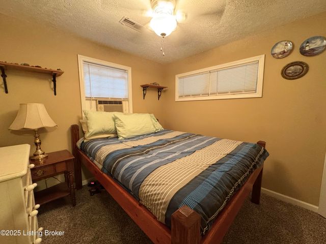 275 Hidden Valley Ln, Ext. A, Hudson, KY 40145