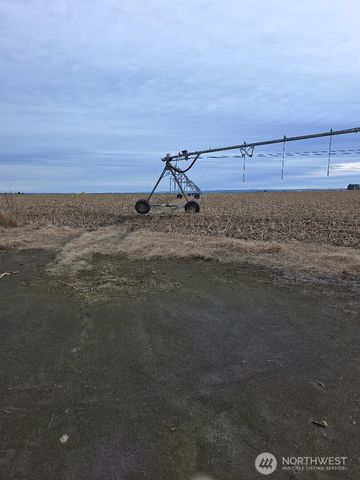 4969 NW E Road, Ephrata, WA 98823