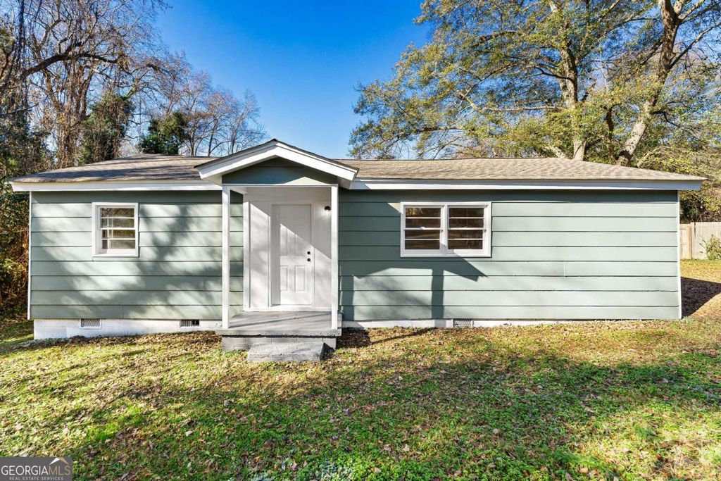 130 Liberty Circle, Hartwell, GA 30643