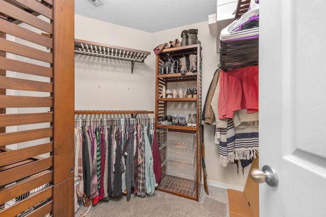 1607 Sutton Place, Fort Walton Beach, FL 32547