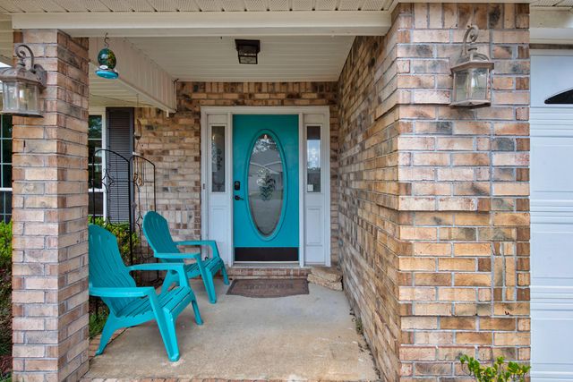 1607 Sutton Place, Fort Walton Beach, FL 32547