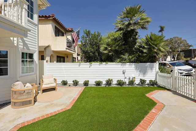 868 A Avenue, Coronado, CA 92118