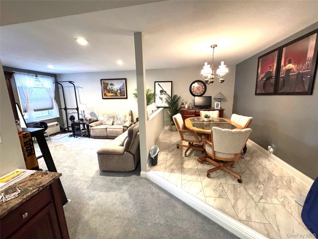370 Westchester Avenue 4A, Port Chester, NY 10573