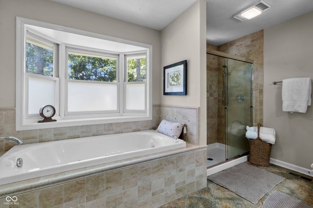 11135 Clarkston, Zionsville, IN 46077