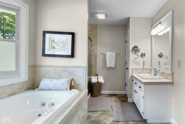 11135 Clarkston, Zionsville, IN 46077
