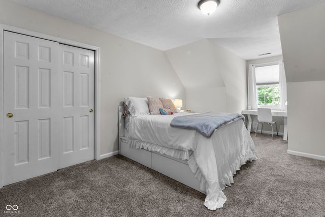 11135 Clarkston, Zionsville, IN 46077