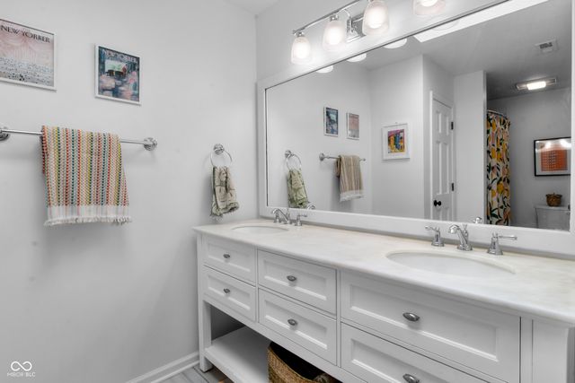 11135 Clarkston, Zionsville, IN 46077
