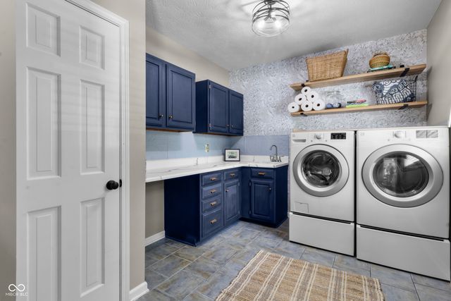 11135 Clarkston, Zionsville, IN 46077