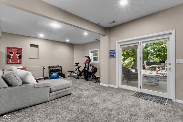 11135 Clarkston, Zionsville, IN 46077
