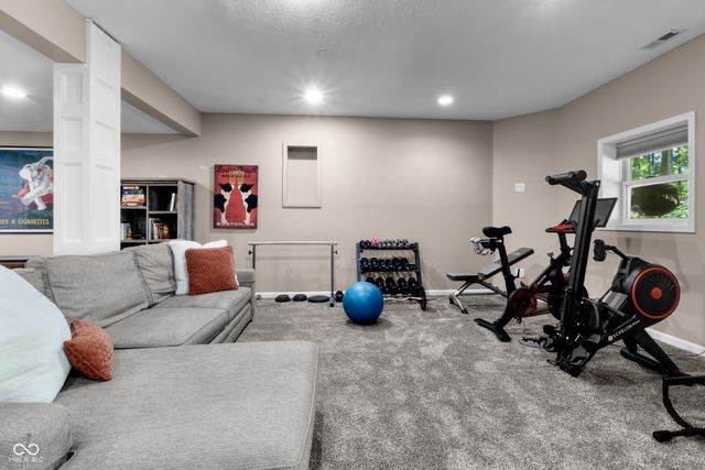 11135 Clarkston, Zionsville, IN 46077