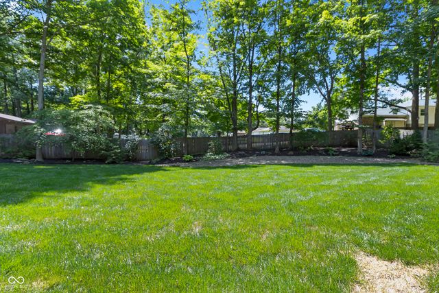 11135 Clarkston, Zionsville, IN 46077