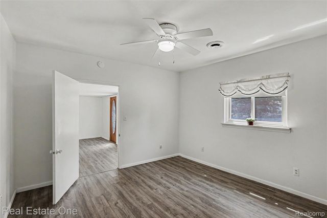 3003 Longview Avenue, Rochester Hills, MI 48307