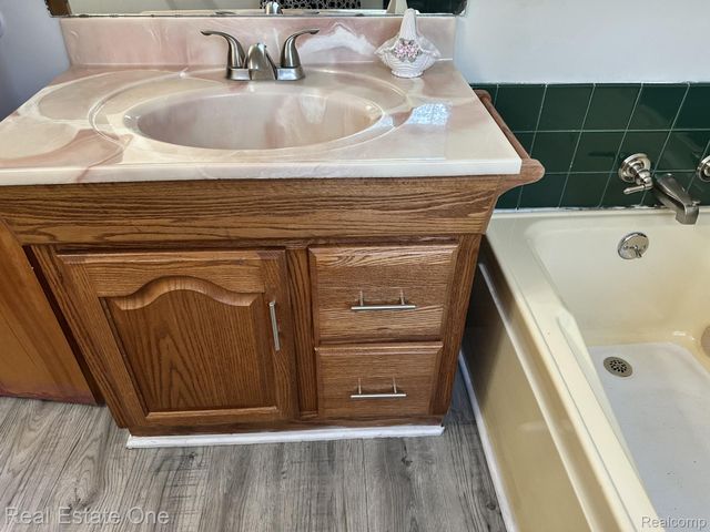 3003 Longview Avenue, Rochester Hills, MI 48307