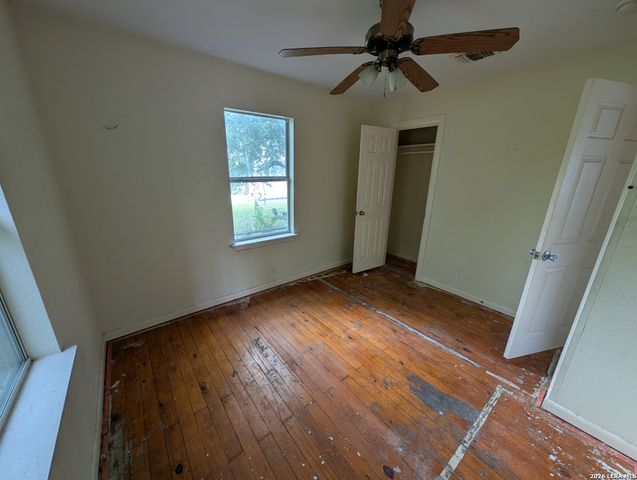 523 Rotary, San Antonio, TX 78202