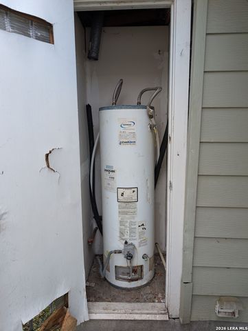 523 Rotary, San Antonio, TX 78202