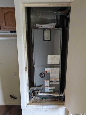 523 Rotary, San Antonio, TX 78202