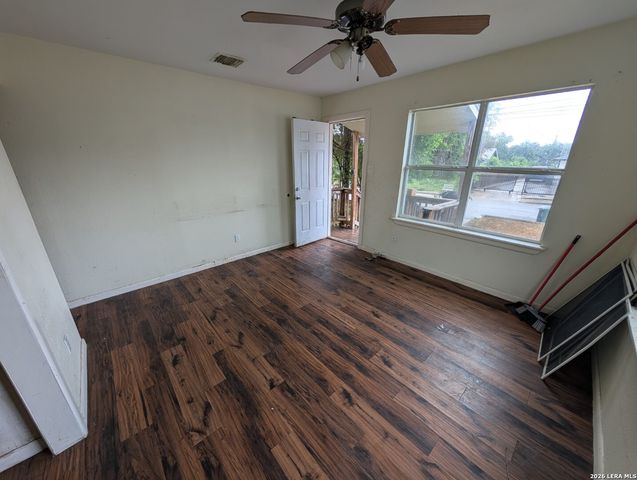 523 Rotary, San Antonio, TX 78202