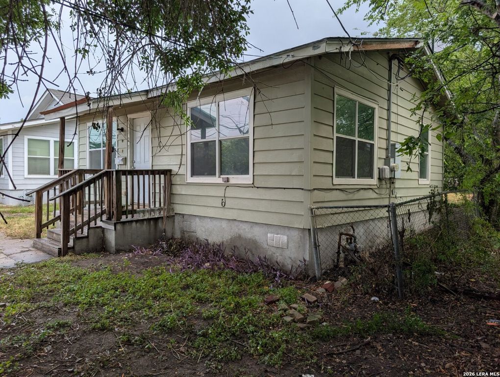 523 Rotary, San Antonio, TX 78202